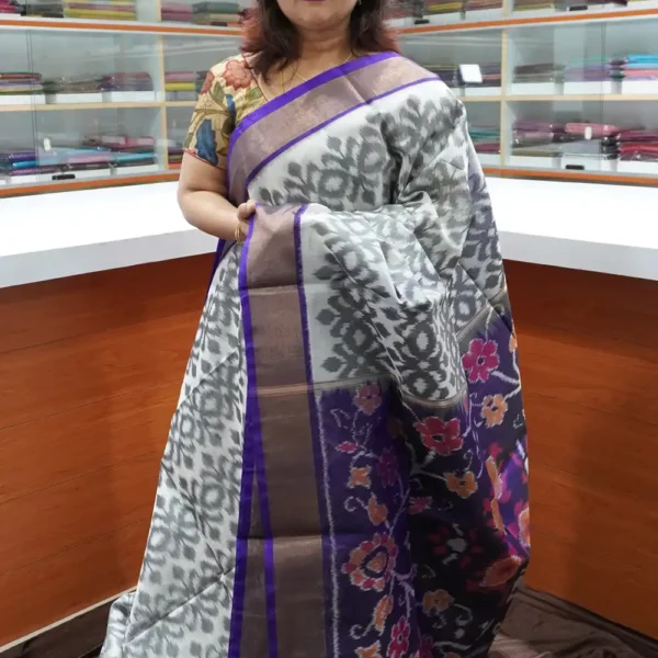 White & Blue - PRSC97 - Pure Pochampally Silk Cotton Saree