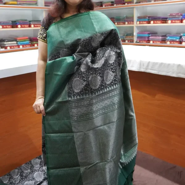 Black & Green - PRSK192 - Pure Kanchipuram Soft Silk Saree