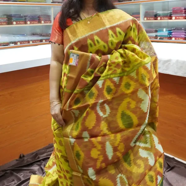 OFF37 - Light Green & Green - Semi Silk Cotton Saree